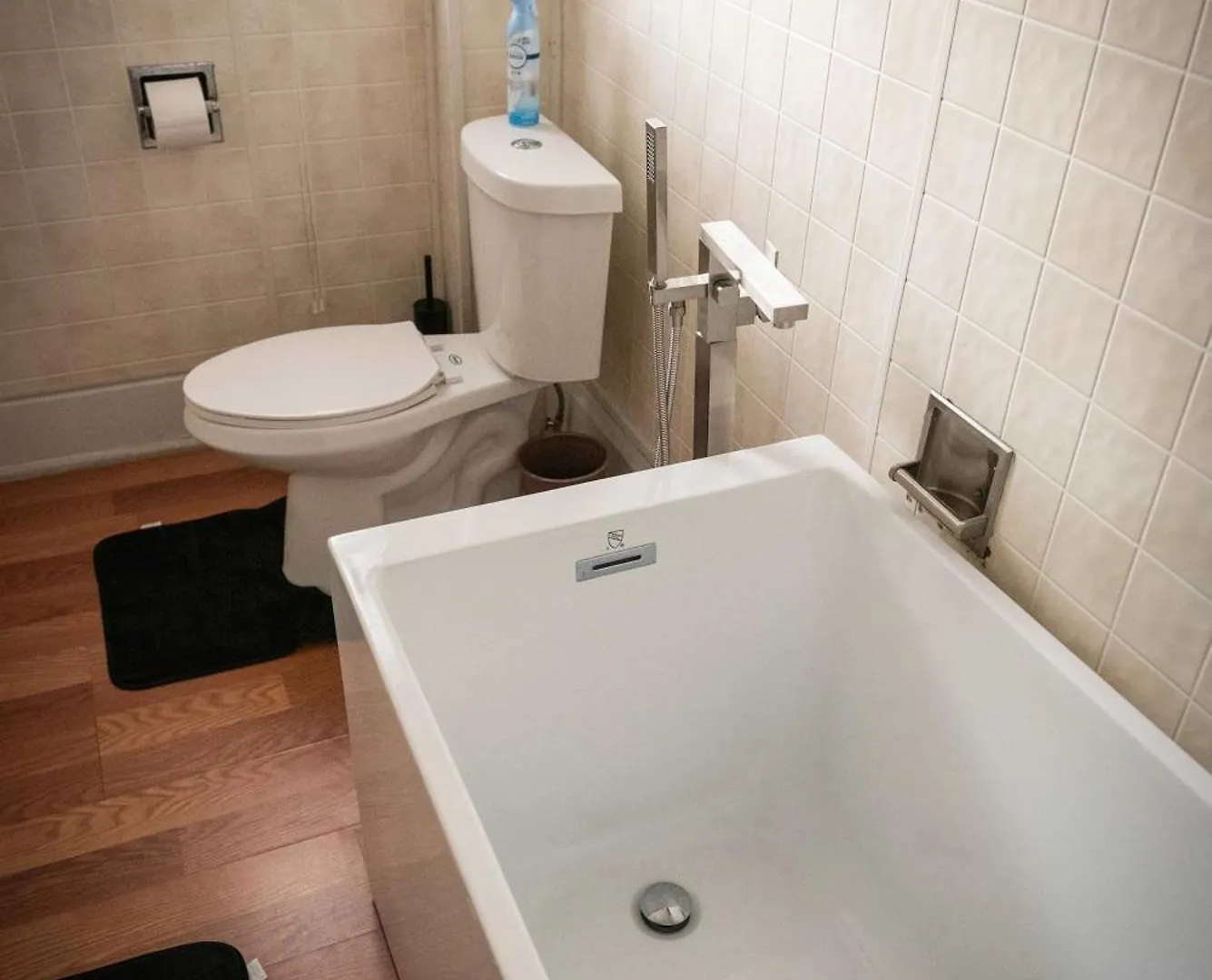 Beautiful 3-Bed Home W Parking Near Agh Pittsburgh 0*,